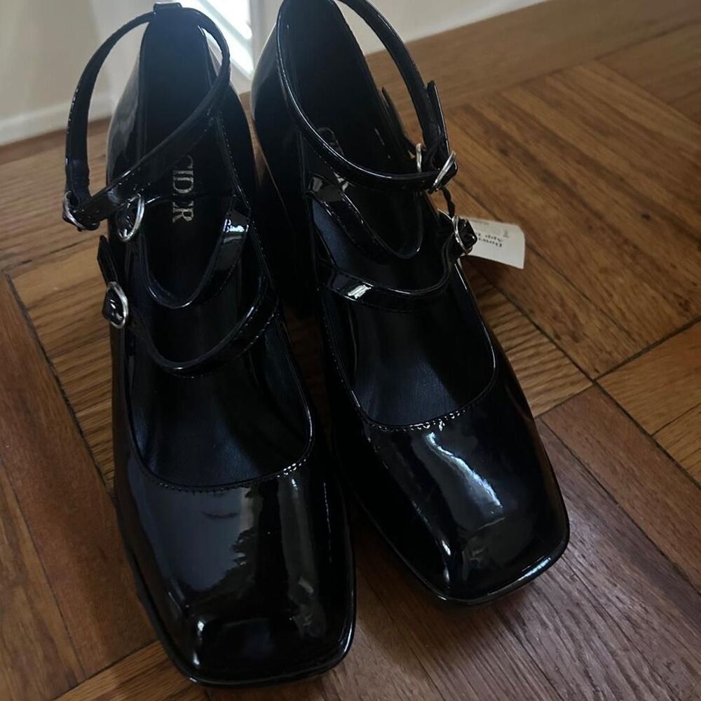 Cider Women's Black Courts